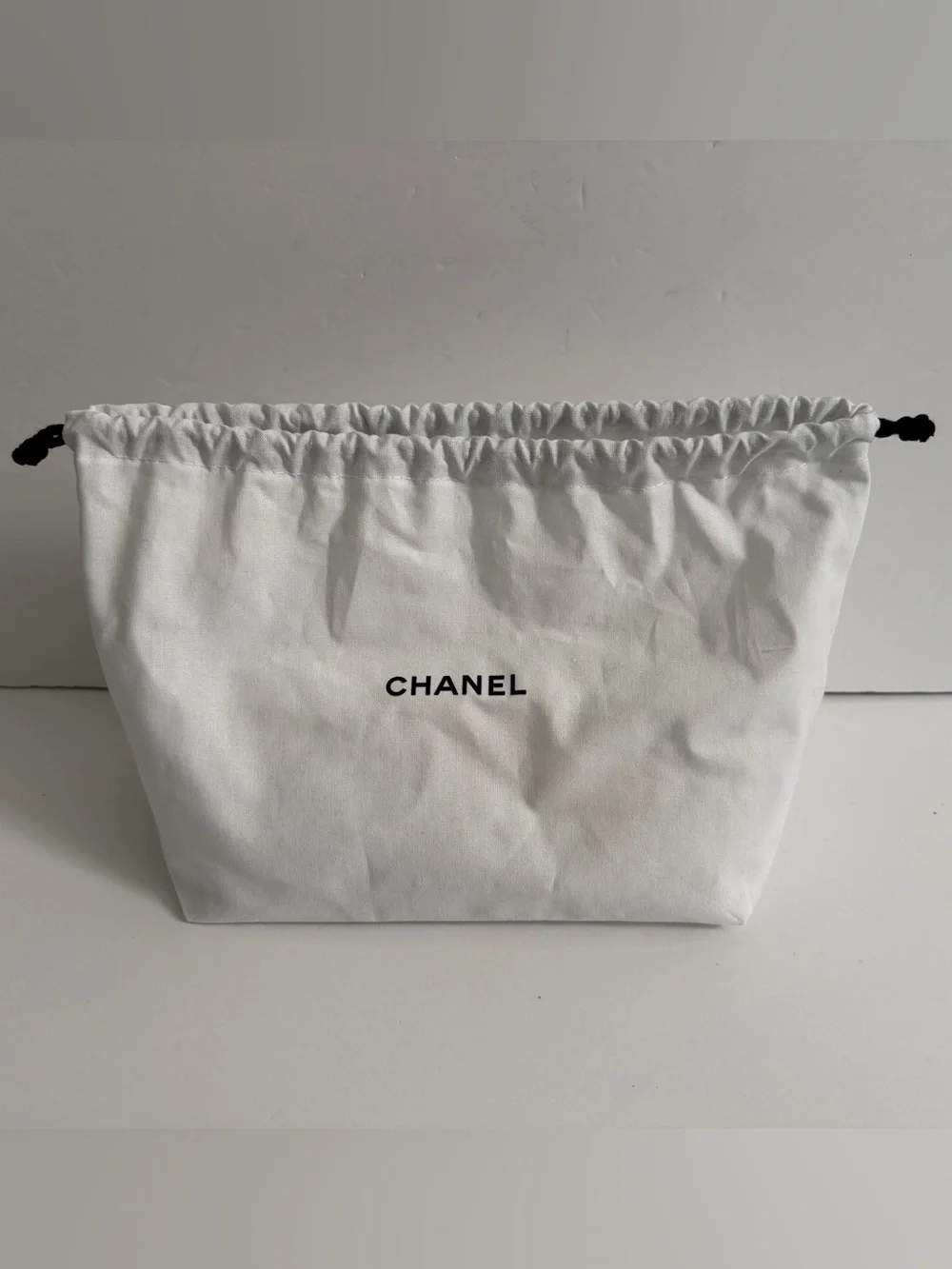 CHANEL White Cotton Drawstring Pouch with Black Cords - Picture 2 of 3